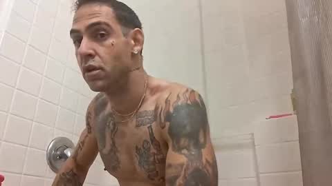 Snapshot of geekedoutlabs chatting on October 5, 2025, 9:51 am Zanecubano online show from October 5, 2025, 9:51 am