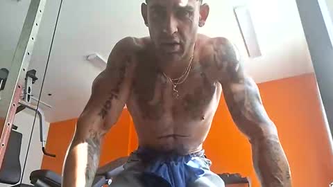 Snapshot of geekedoutlabs chatting on October 7, 2025, 7:33 pm Zanecubano online show from October 7, 2025, 7:33 pm