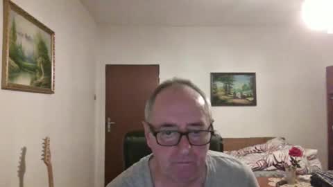 Snapshot of gelaktiv chatting on March 1, 2025, 10:31 pm gelaktiv online show from March 1, 2025, 10:31 pm