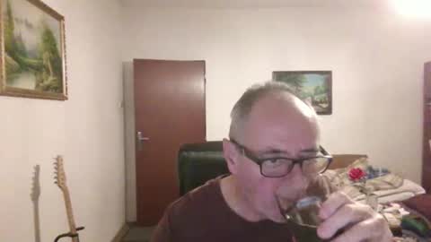 Snapshot of gelaktiv chatting on November 23, 2025, 6:19 pm gelaktiv online show from November 23, 2025, 6:19 pm