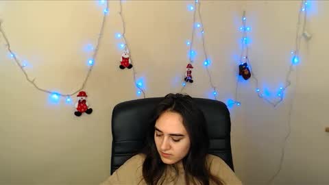 Snapshot of gemma_arterton chatting on December 28, 2024, 10:03 am Gemma online show from December 28, 2024, 10:03 am