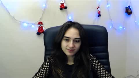 Snapshot of gemma_arterton chatting on January 3, 2025, 6:44 am Gemma online show from January 3, 2025, 6:44 am