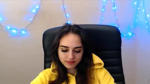 Snapshot of gemma_arterton chatting on January 23, 2025, 6:06 am Gemma online show from January 23, 2025, 6:06 am