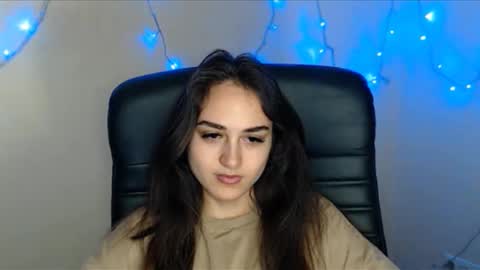 Snapshot of gemma_arterton chatting on February 20, 2025, 9:44 am Gemma online show from February 20, 2025, 9:44 am