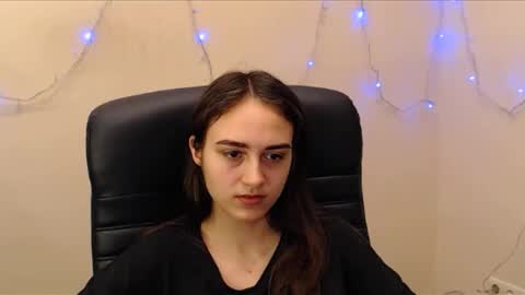 Snapshot of gemma_arterton chatting on March 3, 2025, 6:15 am Gemma online show from March 3, 2025, 6:15 am