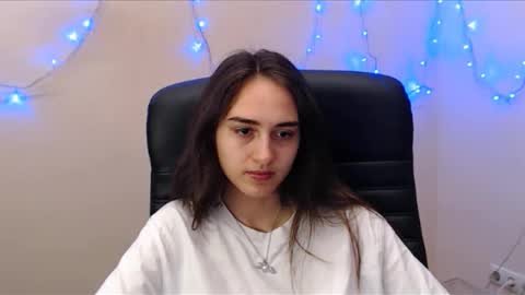 Snapshot of gemma_arterton chatting on March 10, 2025, 6:27 am Gemma online show from March 10, 2025, 6:27 am