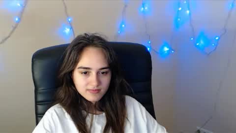 Snapshot of gemma_arterton chatting on March 11, 2025, 9:24 am Gemma online show from March 11, 2025, 9:24 am