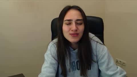 Snapshot of gemma_arterton chatting on October 14, 2025, 6:03 am Gemma online show from October 14, 2025, 6:03 am