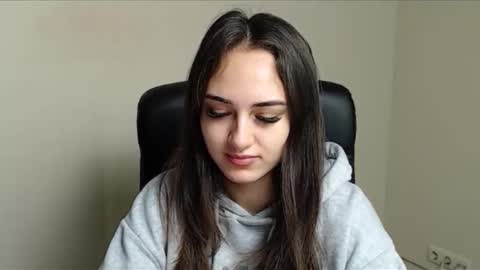 Snapshot of gemma_arterton chatting on November 17, 2025, 7:14 am Gemma online show from November 17, 2025, 7:14 am