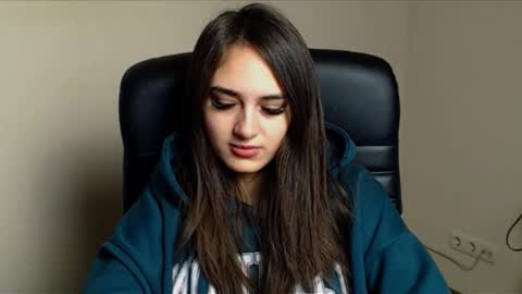 Snapshot of gemma_arterton chatting on December 15, 2025, 7:34 am Gemma online show from December 15, 2025, 7:34 am