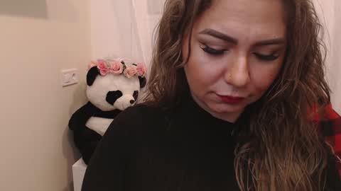 Snapshot of genesisgems11_ chatting on January 24, 2025, 2:39 am Genesis online show from January 24, 2025, 2:39 am