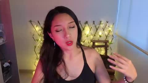 genet_ online show from November 3, 2025, 9:05 pm