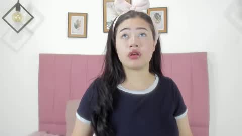 Sofia online show from September 26, 2025, 4:05 am