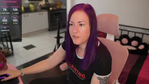 Snapshot of gennyrock chatting on December 20, 2024, 1:11 pm Genny Rock and online show from December 20, 2024, 1:11 pm