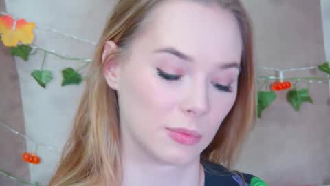 GentleRossi online show from November 7, 2025, 3:12 pm