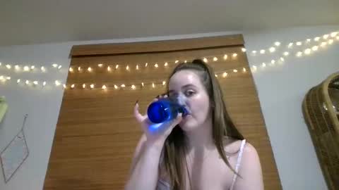 genzfucktoy online show from September 23, 2025, 4:48 am