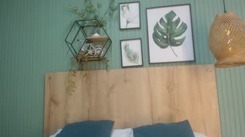 Snapshot of geo_jonnes25 chatting on October 22, 2025, 10:15 am Geo J online show from October 22, 2025, 10:15 am