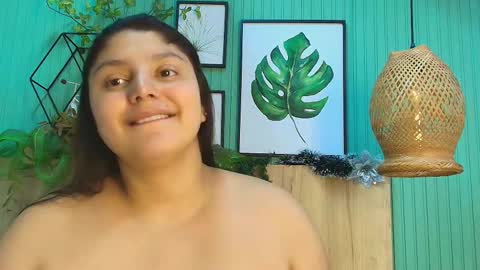 Snapshot of geo_jonnes25 chatting on December 14, 2025, 9:58 am Geo J online show from December 14, 2025, 9:58 am