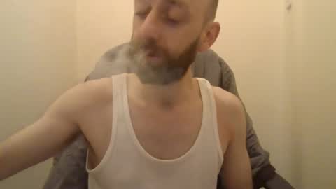 Snapshot of geon2xx chatting on January 1, 2025, 8:15 pm Geon online show from January 1, 2025, 8:15 pm