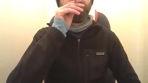 Snapshot of geon2xx chatting on February 9, 2025, 9:28 pm Geon online show from February 9, 2025, 9:28 pm