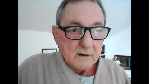 Snapshot of georg1412 chatting on February 11, 2025, 2:02 pm georg1412 online show from February 11, 2025, 2:02 pm