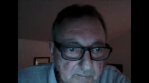 Snapshot of georg1412 chatting on September 29, 2025, 4:34 pm georg1412 online show from September 29, 2025, 4:34 pm