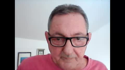 Snapshot of georg1412 chatting on November 3, 2025, 1:01 pm georg1412 online show from November 3, 2025, 1:01 pm