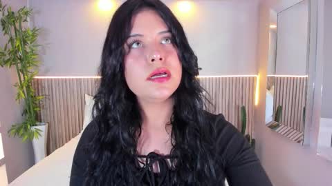 GeorginaReyes  online show from September 12, 2025, 10:43 pm