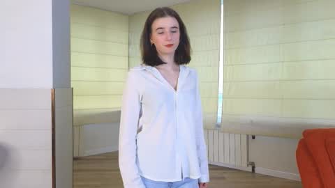 My name is Kelly online show from September 11, 2025, 3:06 am