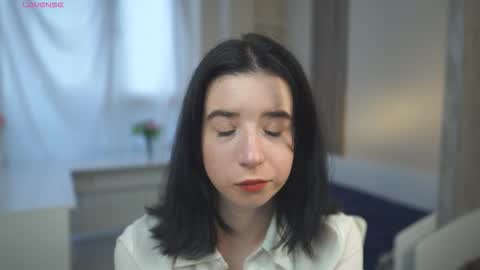 My name is Kelly online show from October 5, 2025, 3:05 am