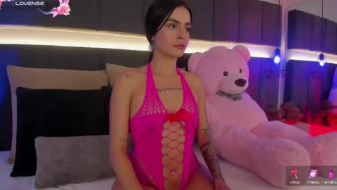 Kendal  online show from February 19, 2025, 11:25 pm