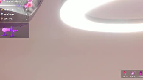 Kendal  online show from March 7, 2025, 1:20 am