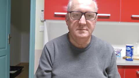 Snapshot of gerardlp131313 chatting on October 29, 2025, 8:43 pm gerardlp131313 online show from October 29, 2025, 8:43 pm