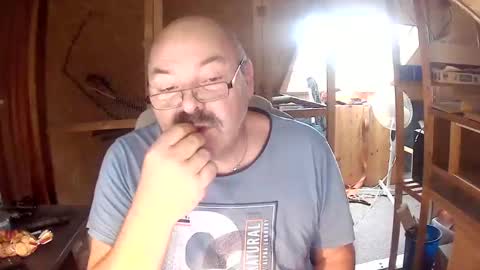 germany_50 online show from December 31, 2024, 8:04 am