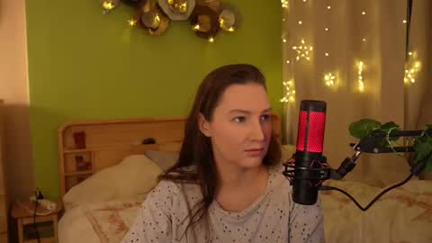 Snapshot of gessifossa chatting on October 21, 2025, 2:29 pm Anna online show from October 21, 2025, 2:29 pm