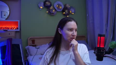 Snapshot of gessifossa chatting on October 23, 2025, 2:16 pm Anna online show from October 23, 2025, 2:16 pm