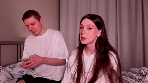 Snapshot of gethigh_ chatting on February 18, 2025, 7:30 pm Liz and Mark online show from February 18, 2025, 7:30 pm