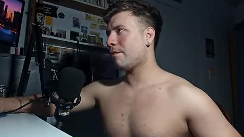 Snapshot of gferrari1996 chatting on September 17, 2025, 6:48 am gferrari1996 online show from September 17, 2025, 6:48 am