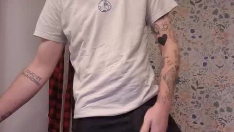 Ghost online show from October 16, 2025, 1:23 pm