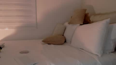 Snapshot of gia_ferh chatting on January 21, 2025, 1:39 am Gia Ferh online show from January 21, 2025, 1:39 am
