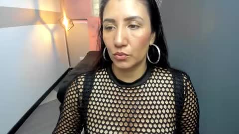 G I A  FOX online show from February 11, 2025, 1:30 pm