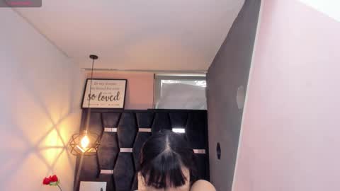 G I A  FOX online show from October 30, 2025, 1:23 pm