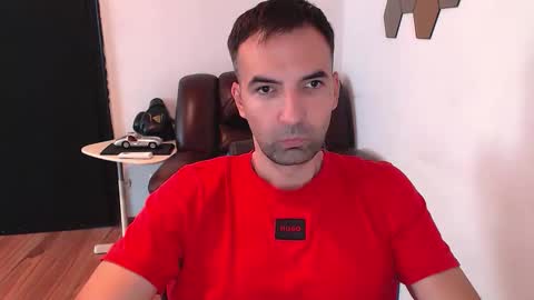 Gianni online show from October 12, 2025, 12:26 pm