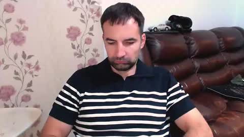 Gianni online show from October 31, 2025, 8:59 am