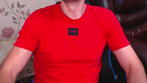 Gianni online show from November 2, 2025, 3:47 pm