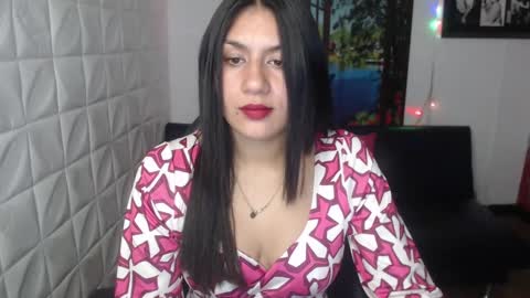 Snapshot of gigi_gilt_ chatting on March 1, 2025, 4:47 am Gigi 3 online show from March 1, 2025, 4:47 am