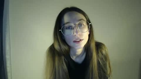 Snapshot of gigi_nix chatting on December 9, 2024, 12:30 pm Gigi online show from December 9, 2024, 12:30 pm