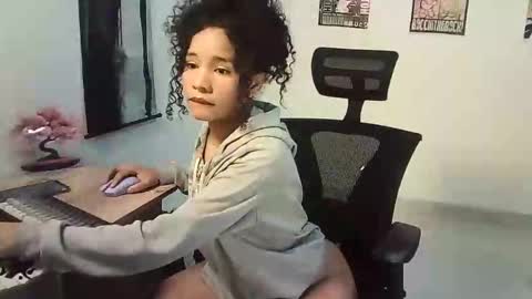 Snapshot of gigi_scott_ chatting on December 14, 2025, 2:39 am GIGI STCOTT online show from December 14, 2025, 2:39 am