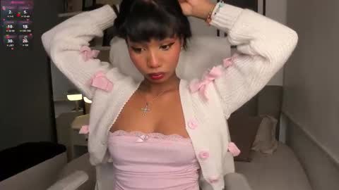 Snapshot of gigi_strawberry chatting on October 14, 2025, 4:46 am GIGI online show from October 14, 2025, 4:46 am