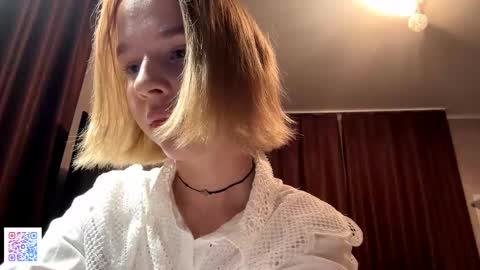 Molly online show from October 6, 2025, 7:11 pm